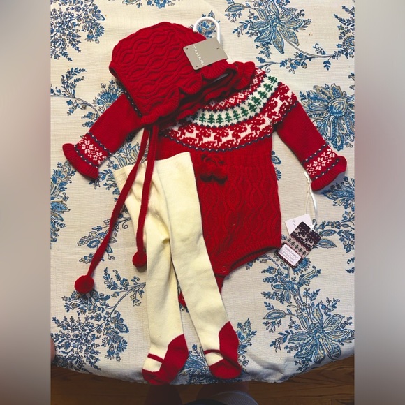Tahari Other - 🌲Adorable Tahari Holiday Outfit🌲